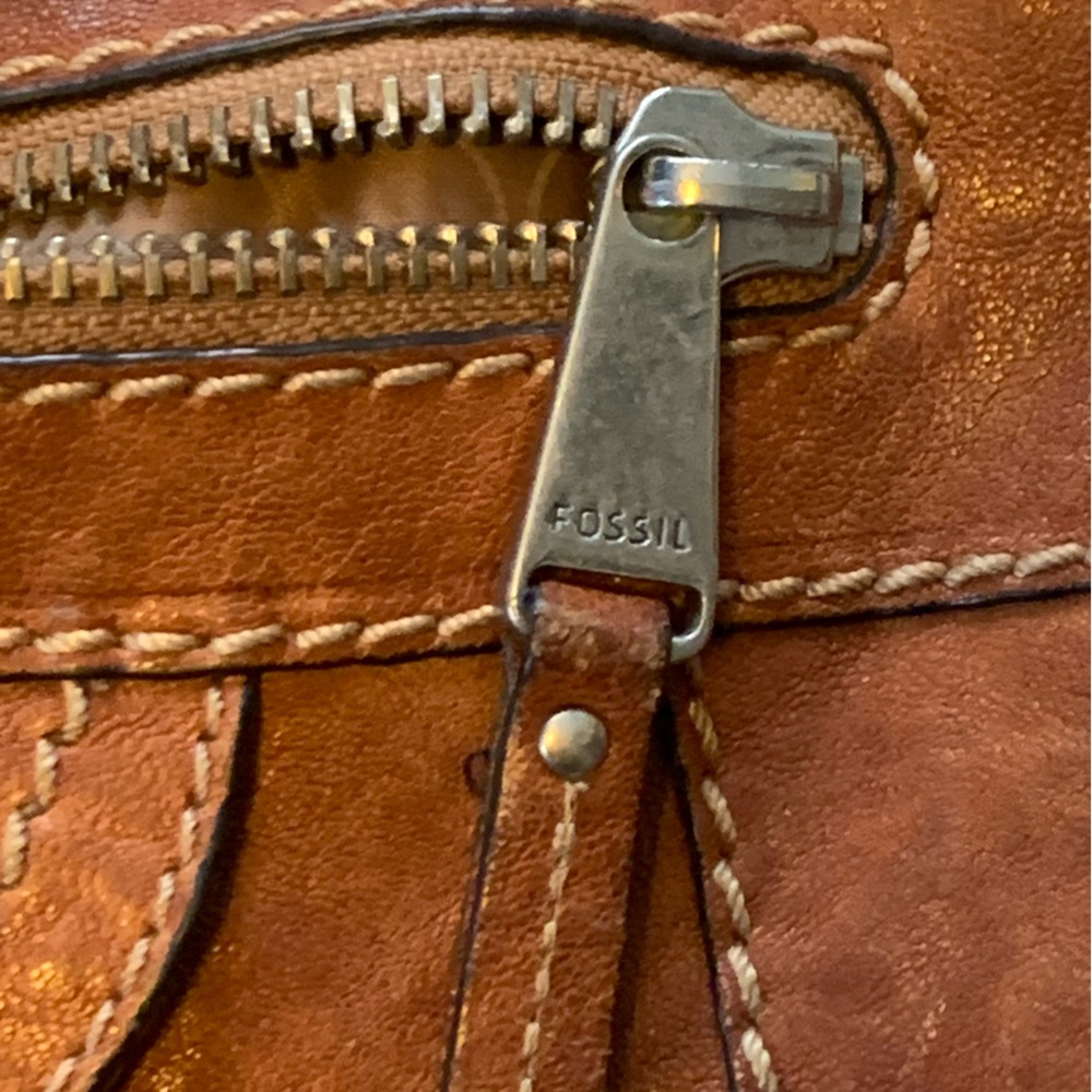 Fossil Brown Leather Long Strap Cross Body Bag Travel Adjustable Silver Tone Zip - Picture 8 of 16